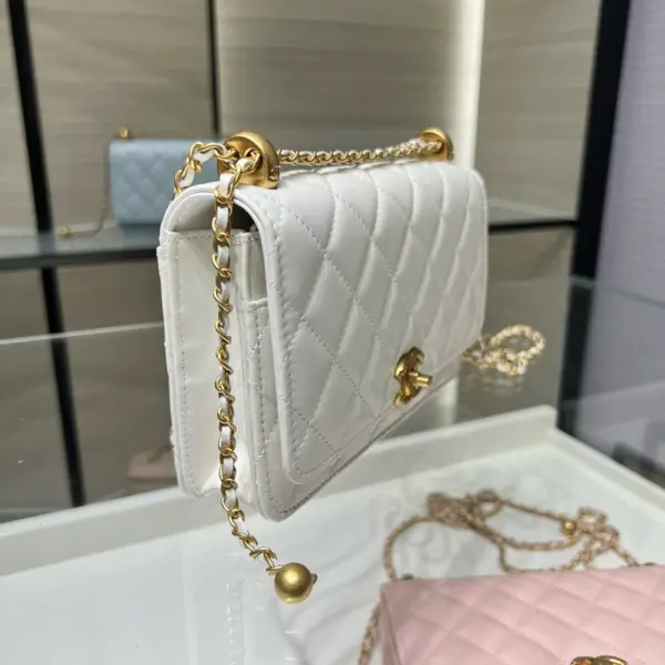 高仿香奈兒/Chanel WOC 白色鏈條包