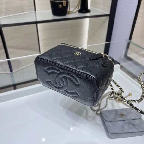 高仿香奈兒/Chanel 22A早秋方盒子手袋 黑色