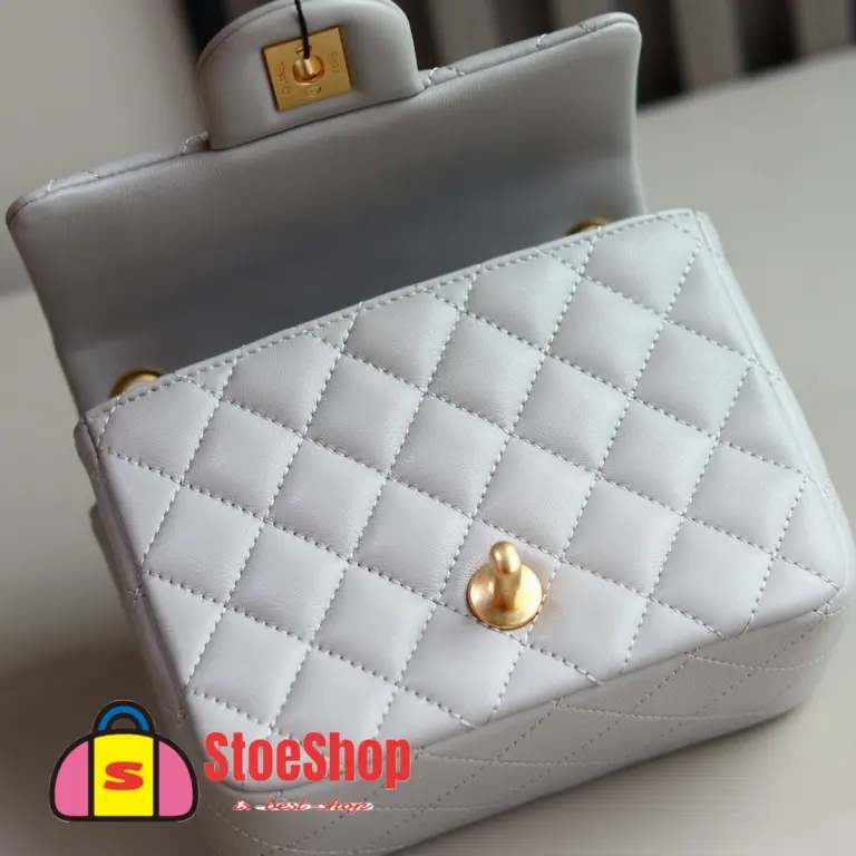 高仿香奈兒/Chanel Classic Flap 淺灰色金球迷你Flap Bag