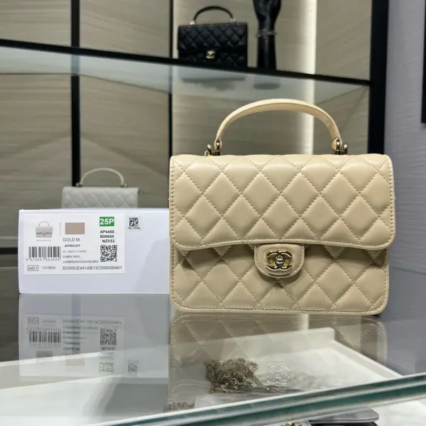 高仿香奈兒/Chanel 25S 19翻蓋手柄款米白色手袋
