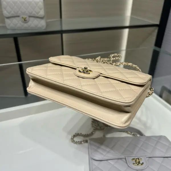 高仿香奈兒/Chanel 25S 19翻蓋手柄款米白色手袋