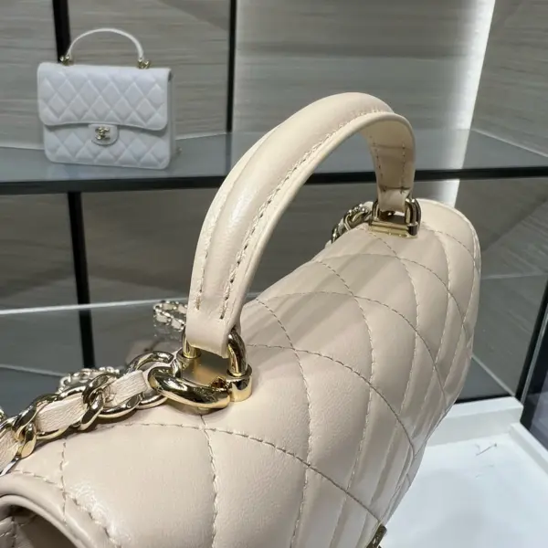 高仿香奈兒/Chanel 25S 19翻蓋手柄款米白色手袋