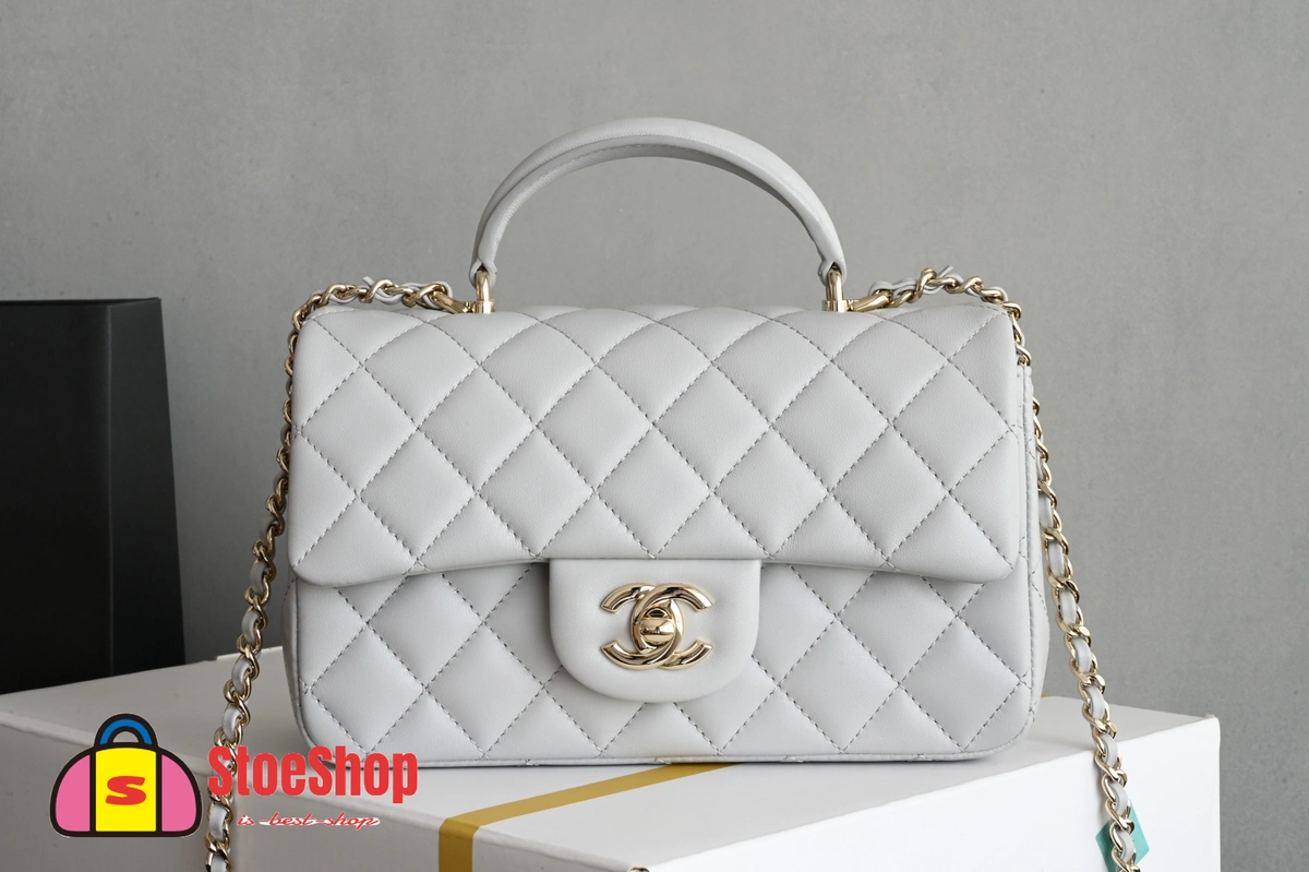 高仿香奈兒/Chanel Classic Flap 帶頂部手柄菱格紋翻蓋包 淺灰色