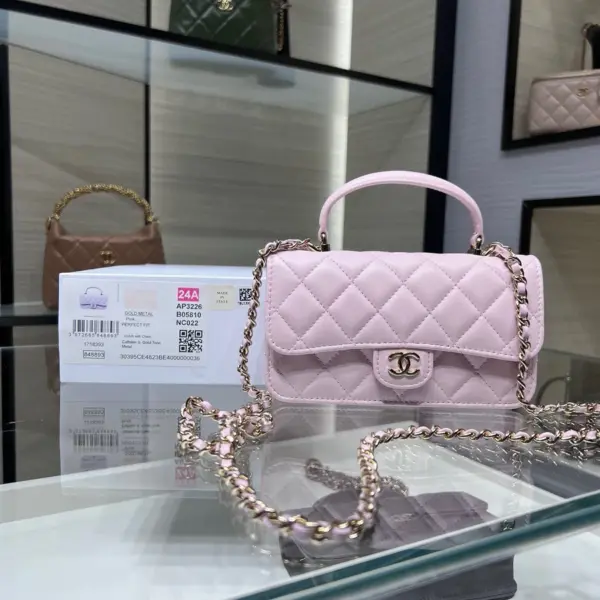 高仿香奈兒/Chanel 經典flap系列Mini Classic Flap帶手柄粉色小包