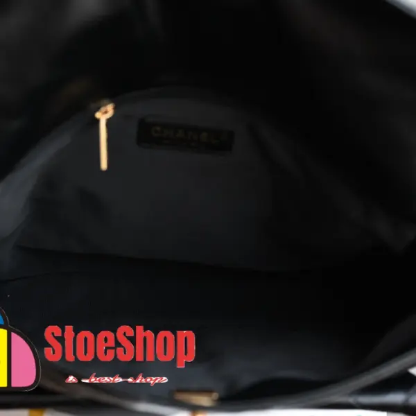 高仿香奈兒/Chanel 19系列 19 Flap Bag 黑色翻蓋式菱格紋肩包