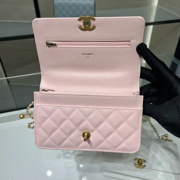 高仿香奈兒/Chanel 19 Bag 19 Flap鏈條斜挎包粉色