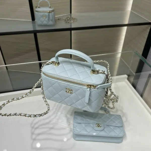 高仿香奈兒/Chanel Classic Flap迷你菱格紋化妝包淺藍色