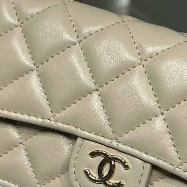 高仿香奈兒/Chanel Classic Flap 經典迷你帶手柄米白色單肩包