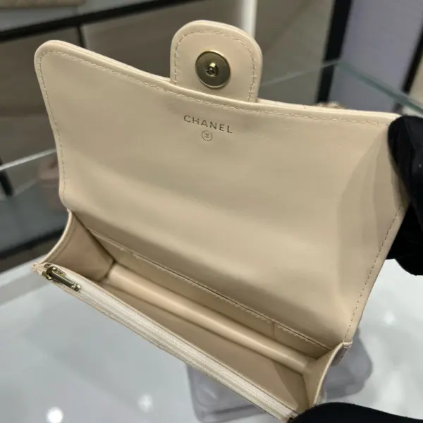 高仿香奈兒/Chanel Classic Flap 經典迷你帶手柄米白色單肩包