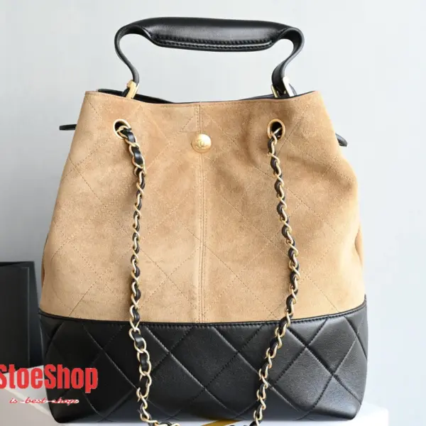 高仿香奈兒/Chanel Drawstring Bucket Bag 黑棕拼接水桶包