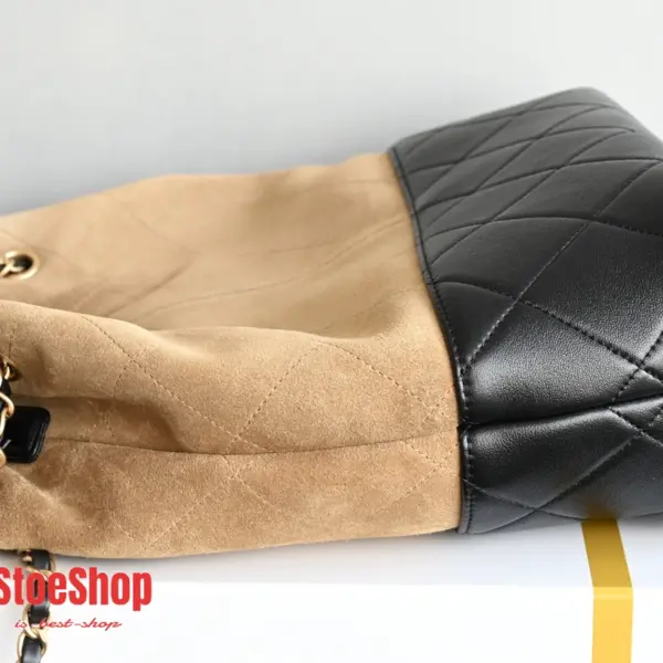 高仿香奈兒/Chanel Drawstring Bucket Bag 黑棕拼接水桶包