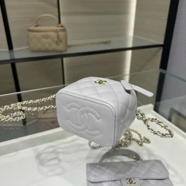 高仿香奈兒/Chanel 經典菱格紋淺灰色方形鏈條小手提包
