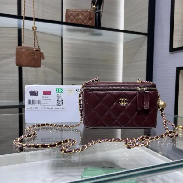 高仿香奈兒/Chanel Vanity Case 金屬球鏈條菱格紋酒紅色化妝包